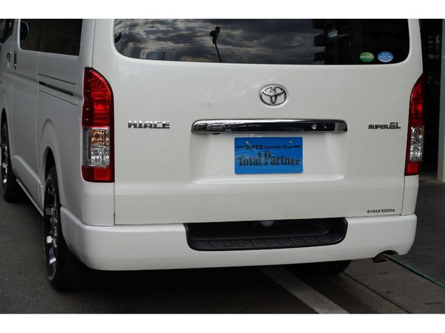 HIACE van 2WD