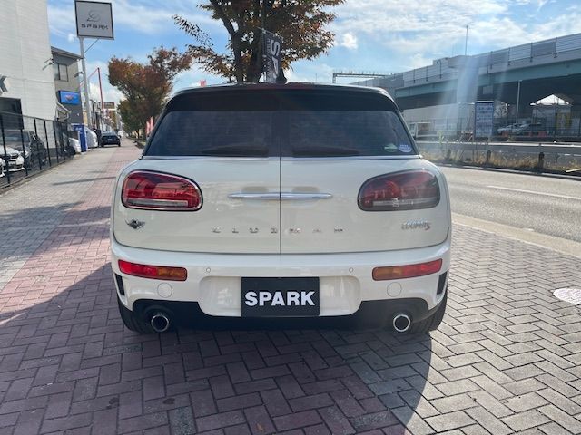 MINI COOPER S CLUBMAN