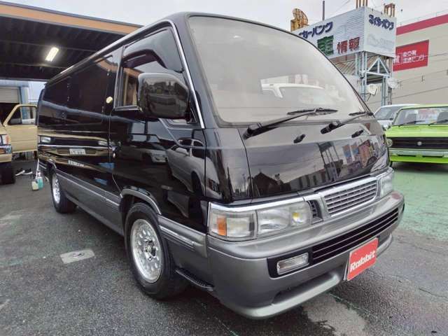 CARAVAN coach