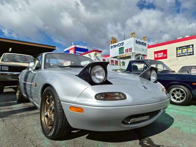 ROADSTER