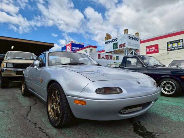 ROADSTER