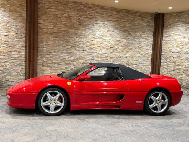 FERRARI F355 SPIDER