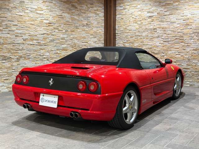 FERRARI F355 SPIDER