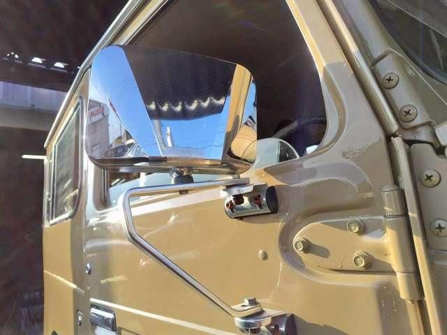 LANDCRUISER van