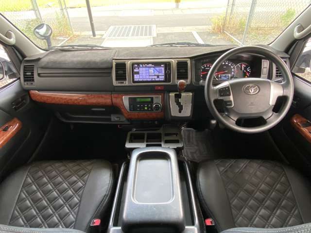 HIACE van 2WD