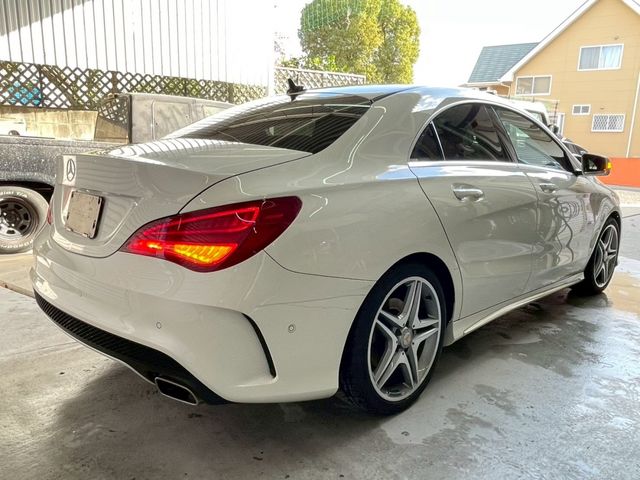 MERCEDES BENZ CLA class