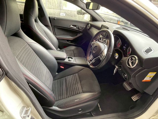 MERCEDES BENZ CLA class