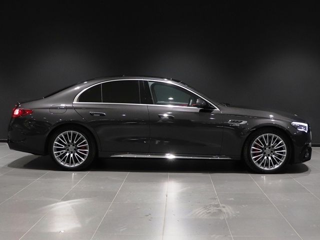 MERCEDES AMG E class sedan HYBRID