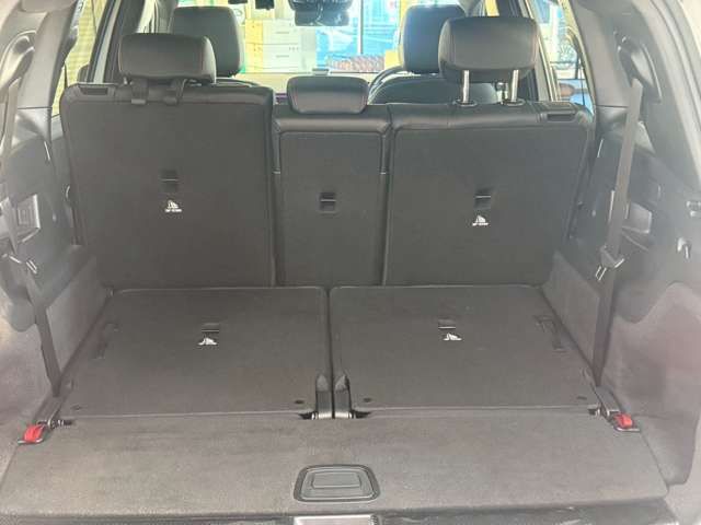 MERCEDES BENZ GLB