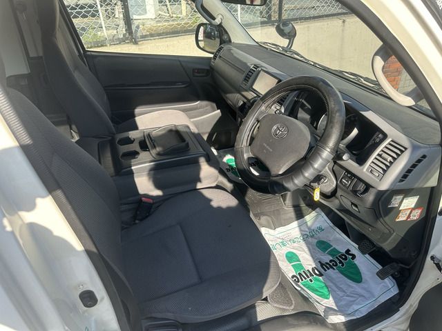 HIACE van 2WD