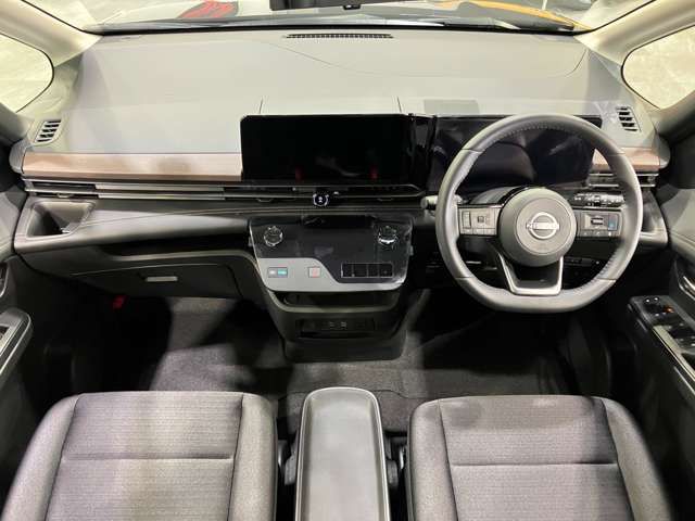SERENA WG 4WD