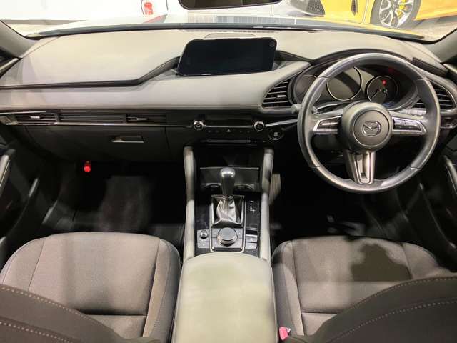 MAZDA3 FASTBACK