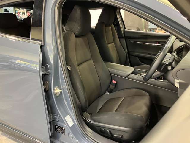 MAZDA3 FASTBACK