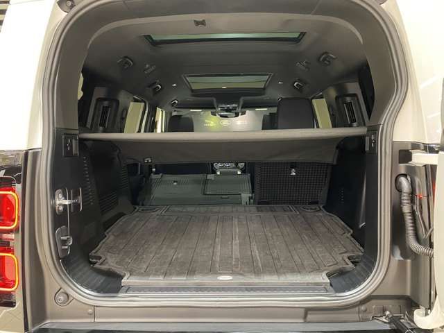ROVER DEFENDER