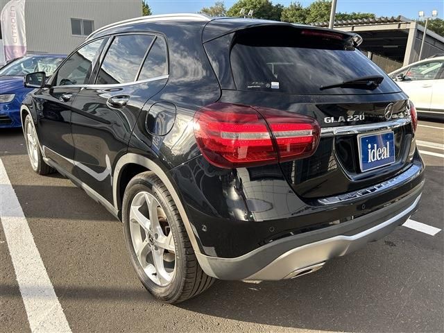 MERCEDES BENZ GLA class