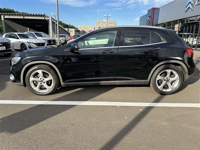 MERCEDES BENZ GLA class
