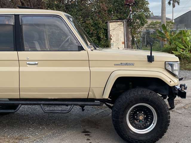 LANDCRUISER 70