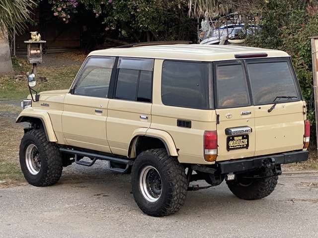 LANDCRUISER 70
