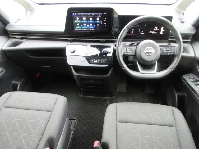 SERENA WG 4WD