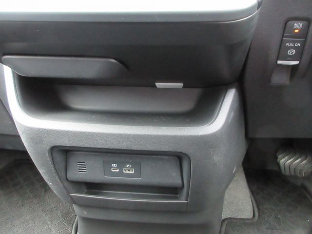 SERENA WG 4WD