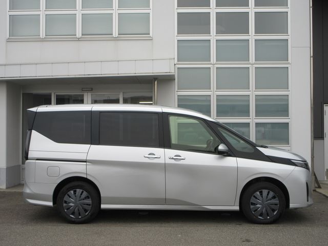SERENA  WG 4WD