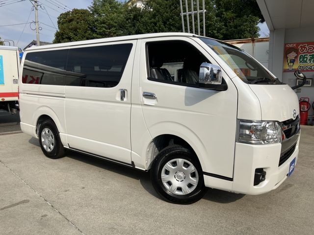 HIACE van 4WD