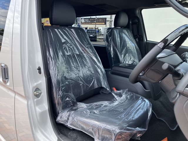 HIACE van 4WD