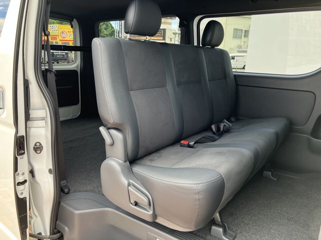 HIACE van 4WD