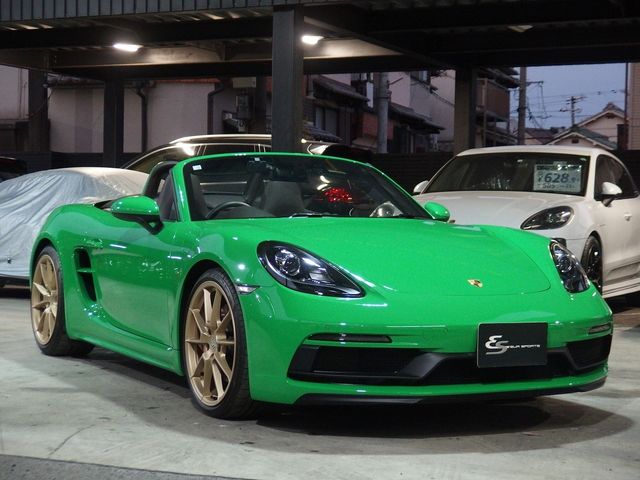 PORSCHE 718BOXSTER