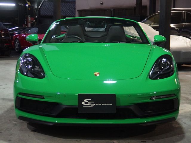 PORSCHE 718BOXSTER