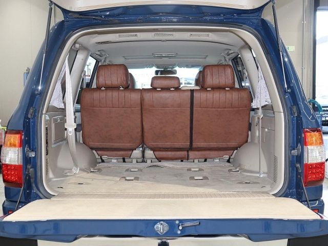 LANDCRUISER wagon