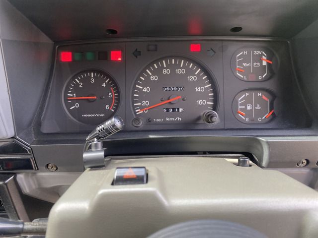 LANDCRUISER van