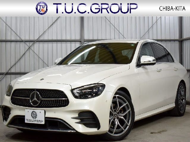 MERCEDES BENZ E class sedan