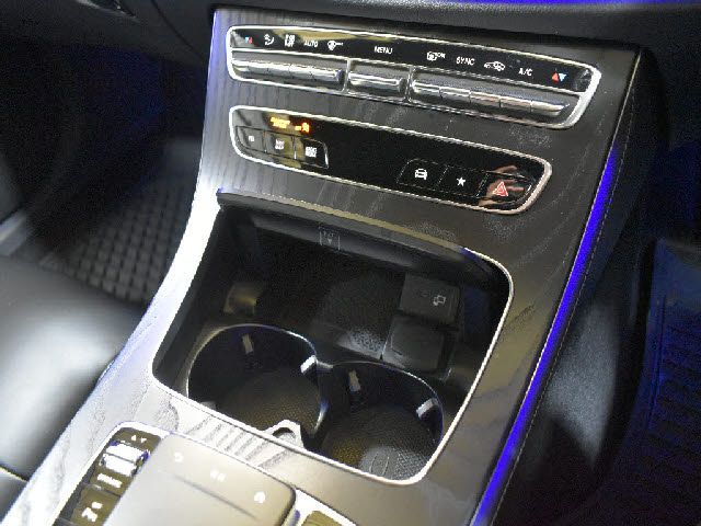 MERCEDES BENZ E class sedan