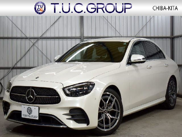 MERCEDES BENZ E class sedan