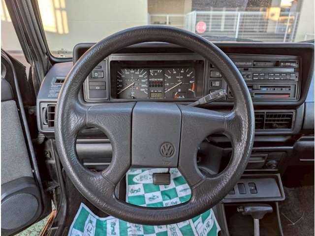 VOLKSWAGEN GOLF open