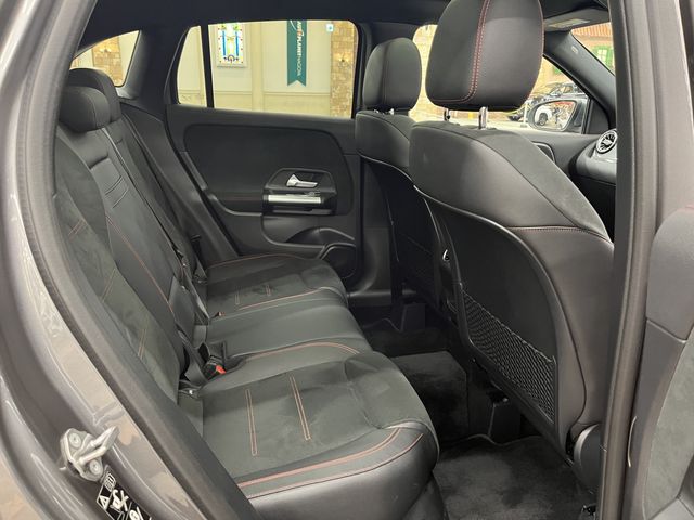 MERCEDES BENZ GLA class