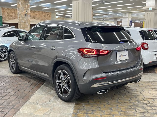 MERCEDES BENZ GLA class