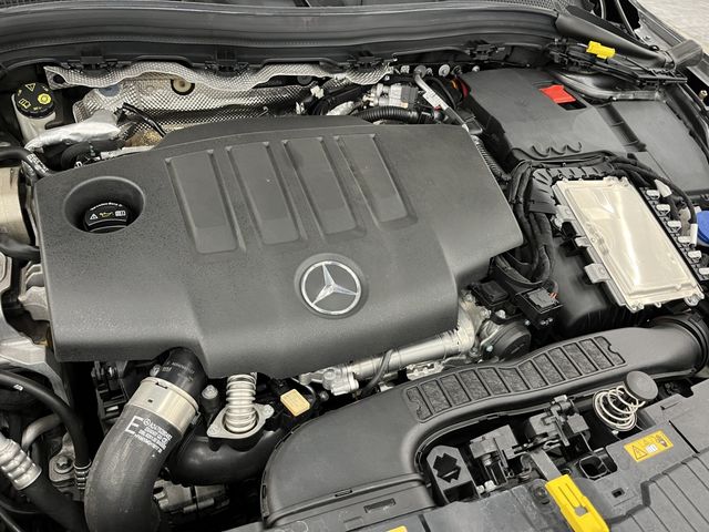 MERCEDES BENZ GLA class
