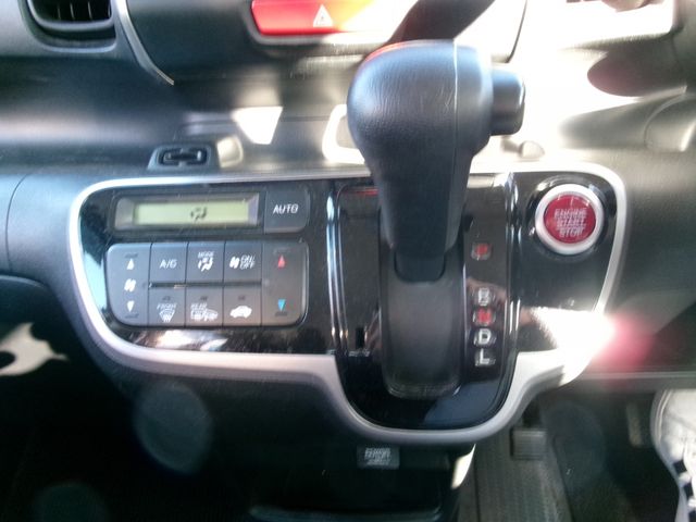 N-BOX 4WD