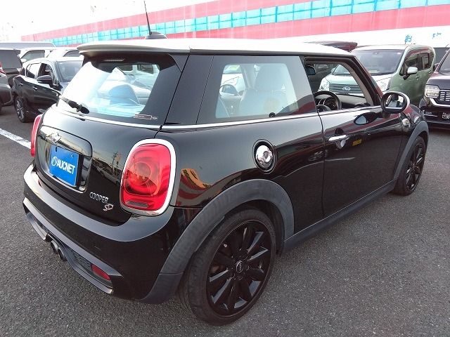 BMW MINI COOPER SD