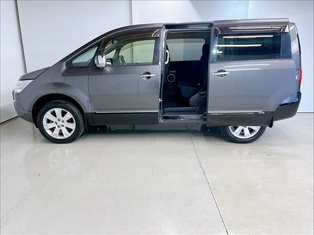 DELICA D:5 4WD