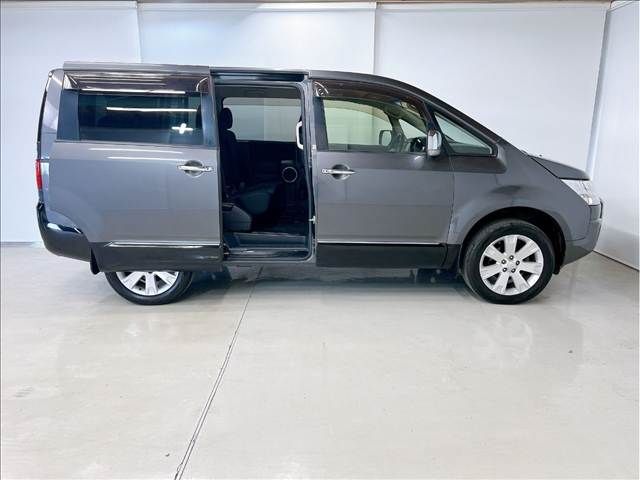 DELICA D:5 4WD