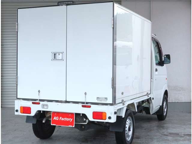 CARRY truck