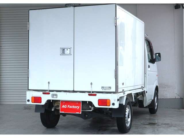 CARRY truck