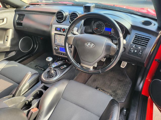HYUNDAI coupe