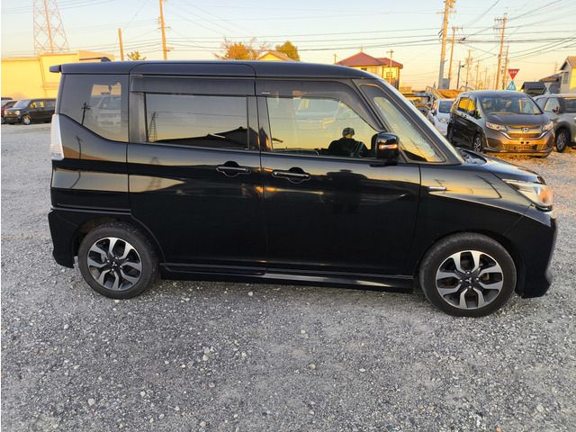 DELICA D:2 CUSTOM 2WD