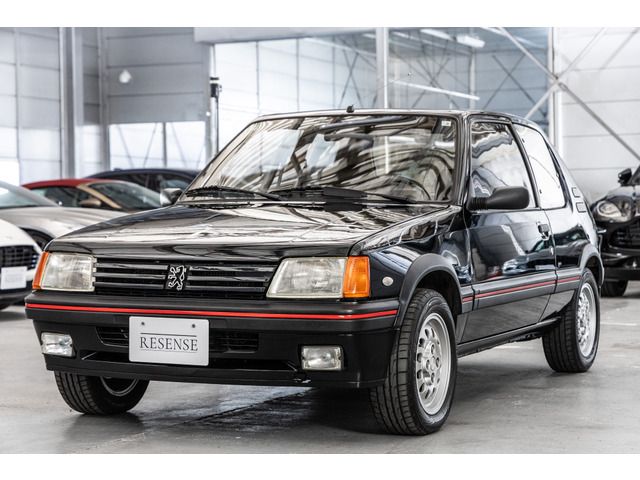 PEUGEOT 205