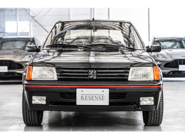 PEUGEOT 205