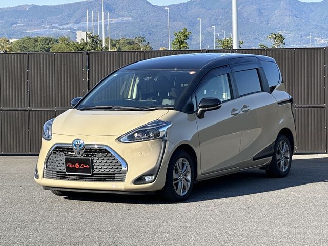 SIENTA HYBRID